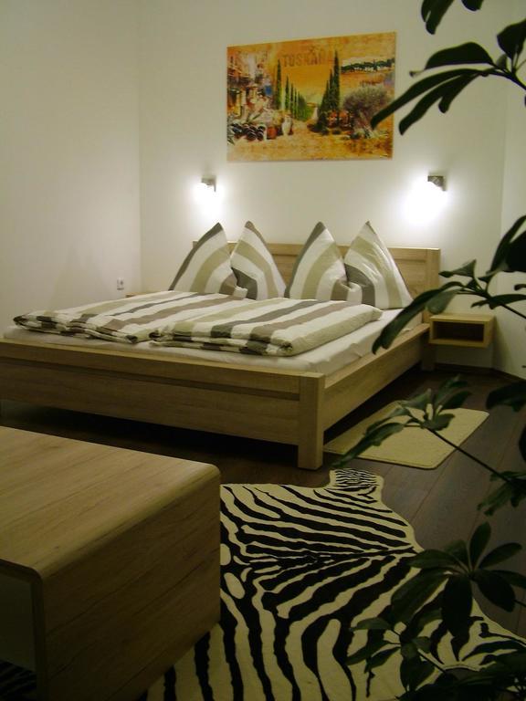 Korzó Apartman Kőszeg Exterior foto