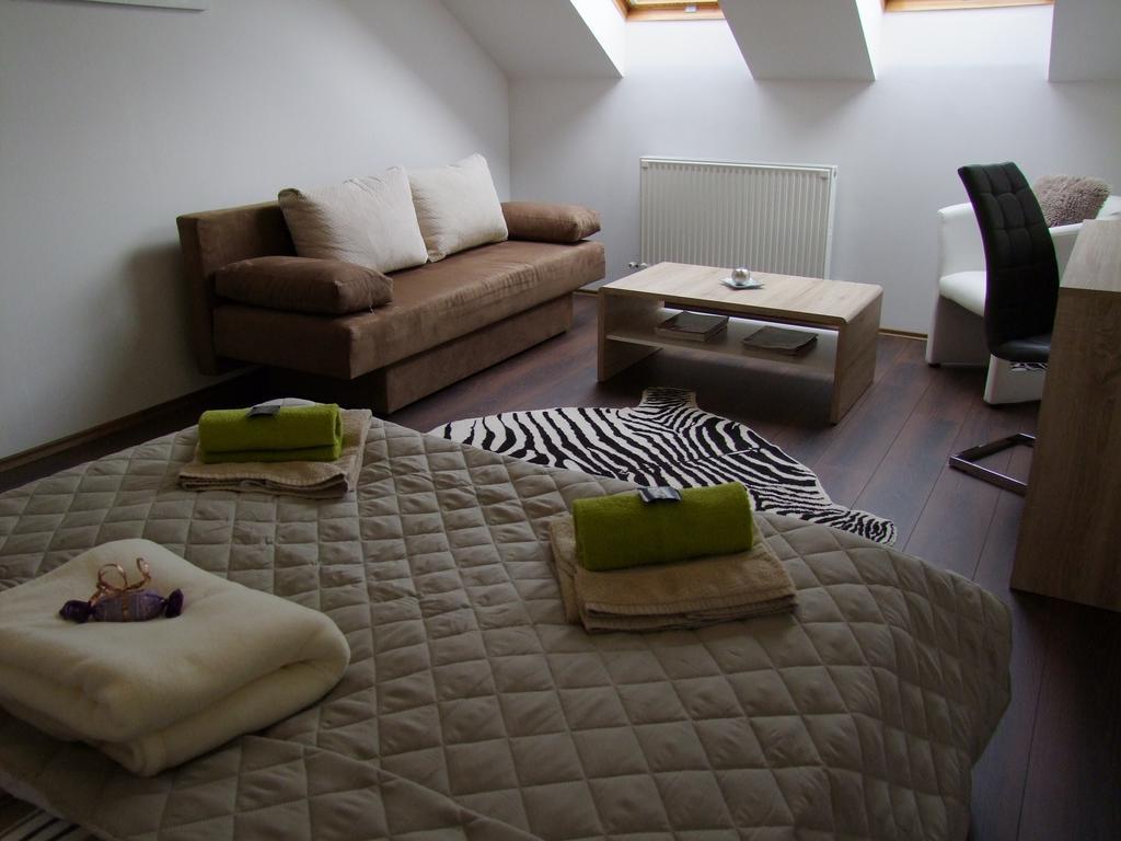 Korzó Apartman Kőszeg Exterior foto